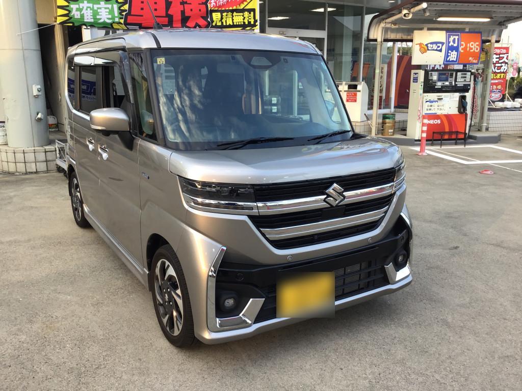 スズキ スペーシア　カスタム バンパー へこみ