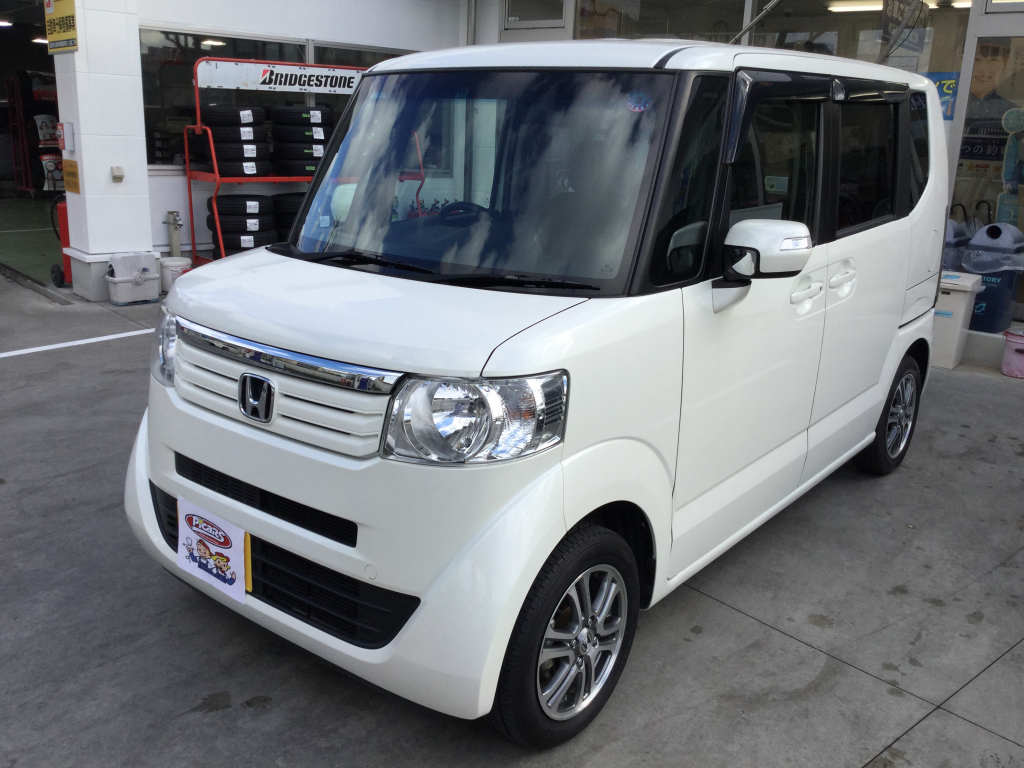 ホンダ Ｎ　ＢＯＸ ハッチバック へこみ