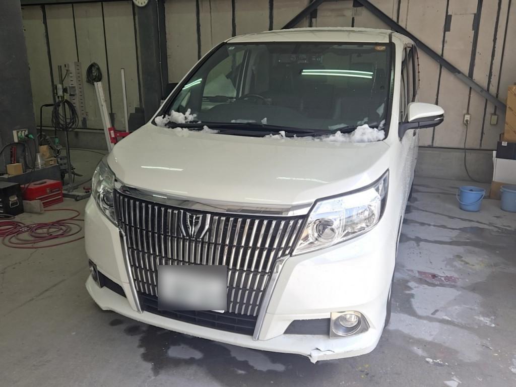 トヨタ エスクァイア バンパー へこみ