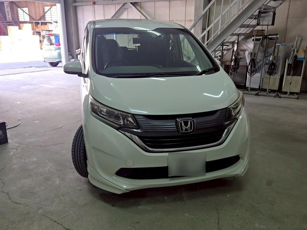 ホンダ フリード ハッチバック へこみ