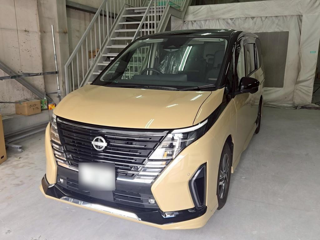 日産 セレナ バンパー エグレ