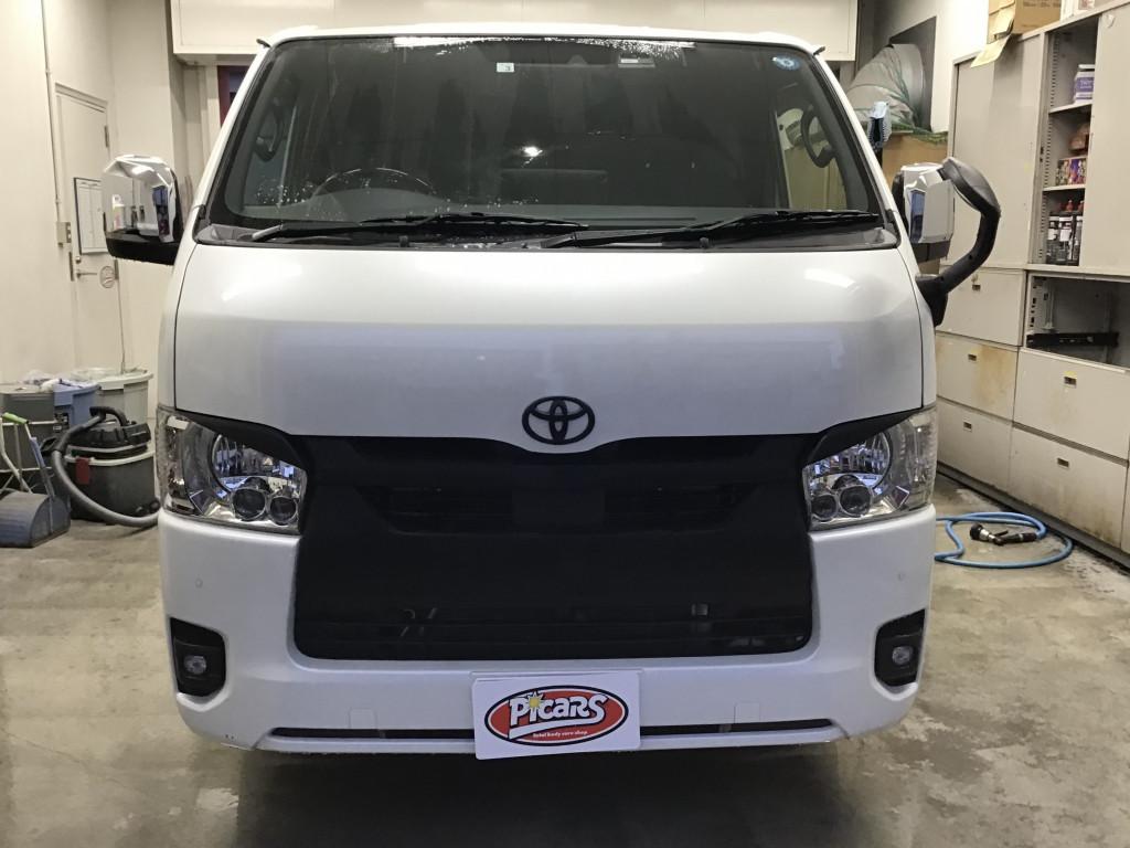 トヨタ ハイエースバン ドア へこみ