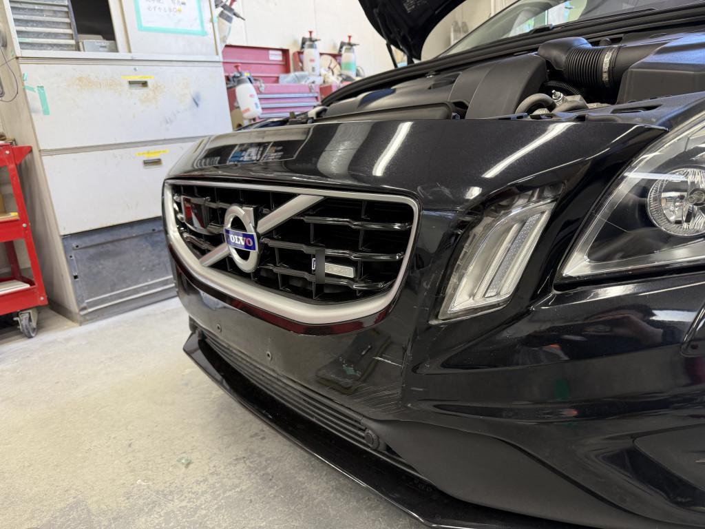  ボルボ　Ｖ６０ エグレ修理前