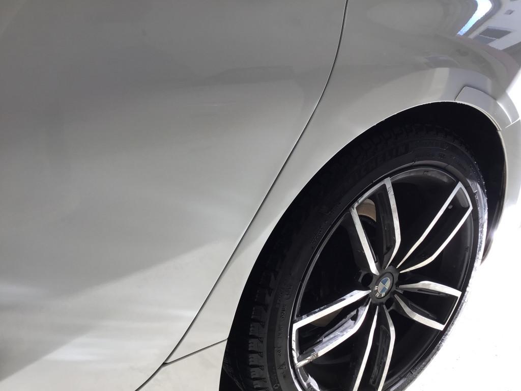  ＢＭＷ　３シリーズ へこみ修理後