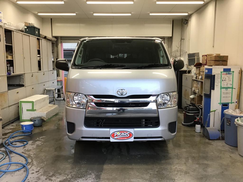 トヨタ ハイエースバン ドア へこみ