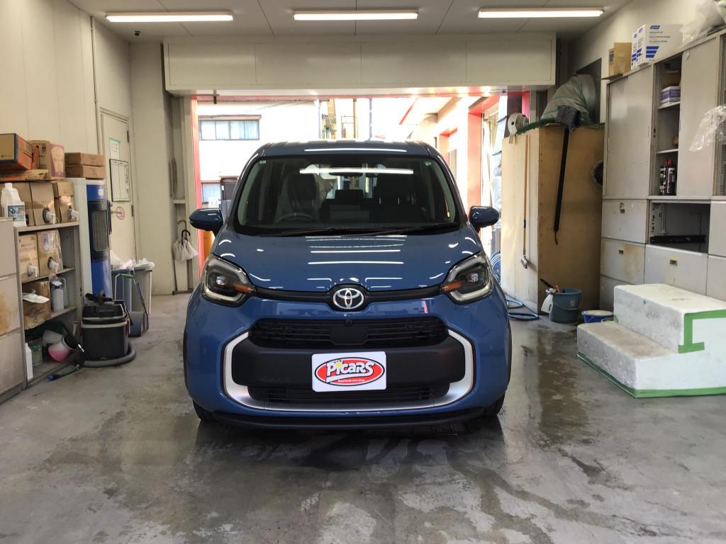 トヨタ シエンタ フェンダー へこみ
