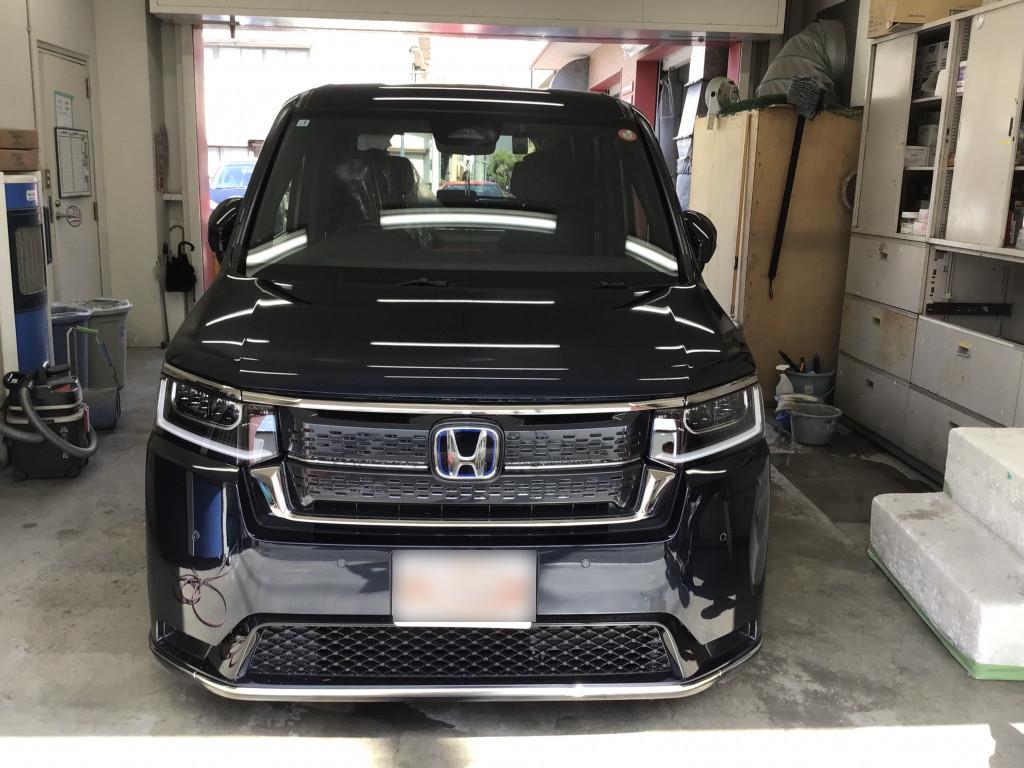 ホンダ ステップワゴン　スパーダ ドア へこみ