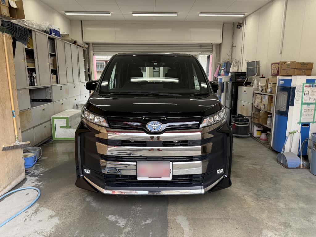 トヨタ ノア バンパー エグレ