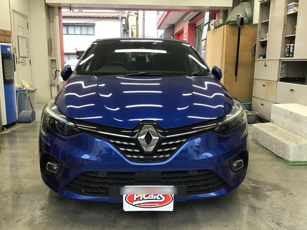 ルノー ルノー　ルーテシア バンパー へこみ