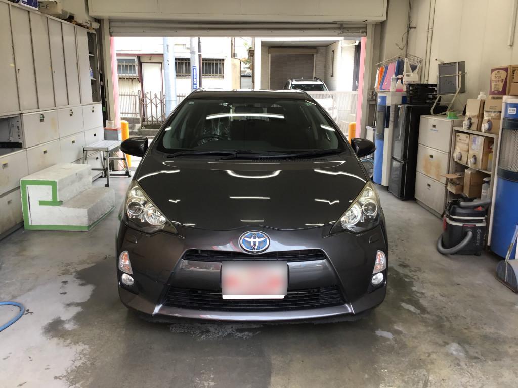 トヨタ アクア フェンダー へこみ