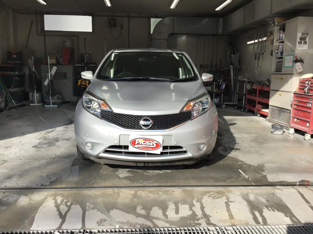 日産 ノート ドア へこみ