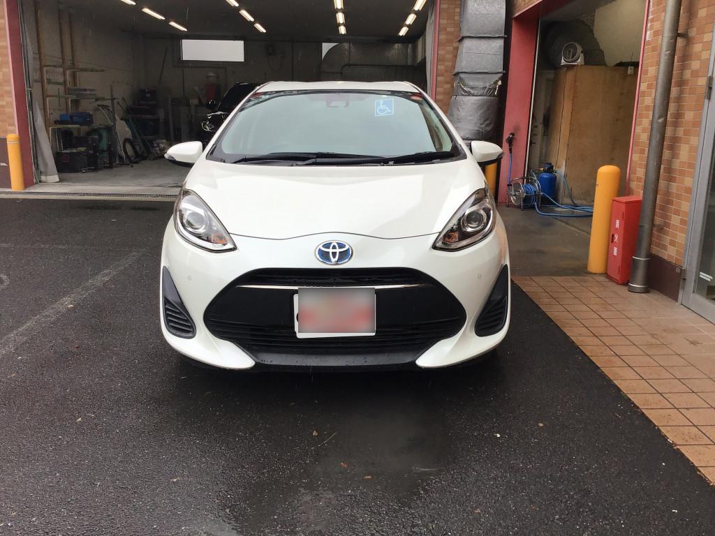 トヨタ アクア ドア へこみ