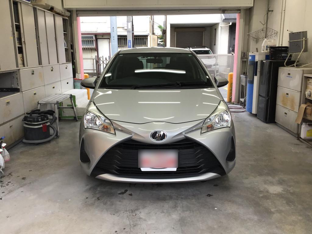 トヨタ ヴィッツ フェンダー へこみ