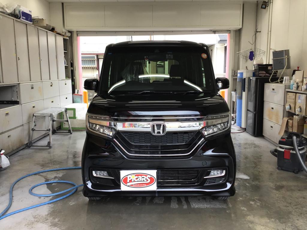 ホンダ Ｎ　ＢＯＸ ドア へこみ