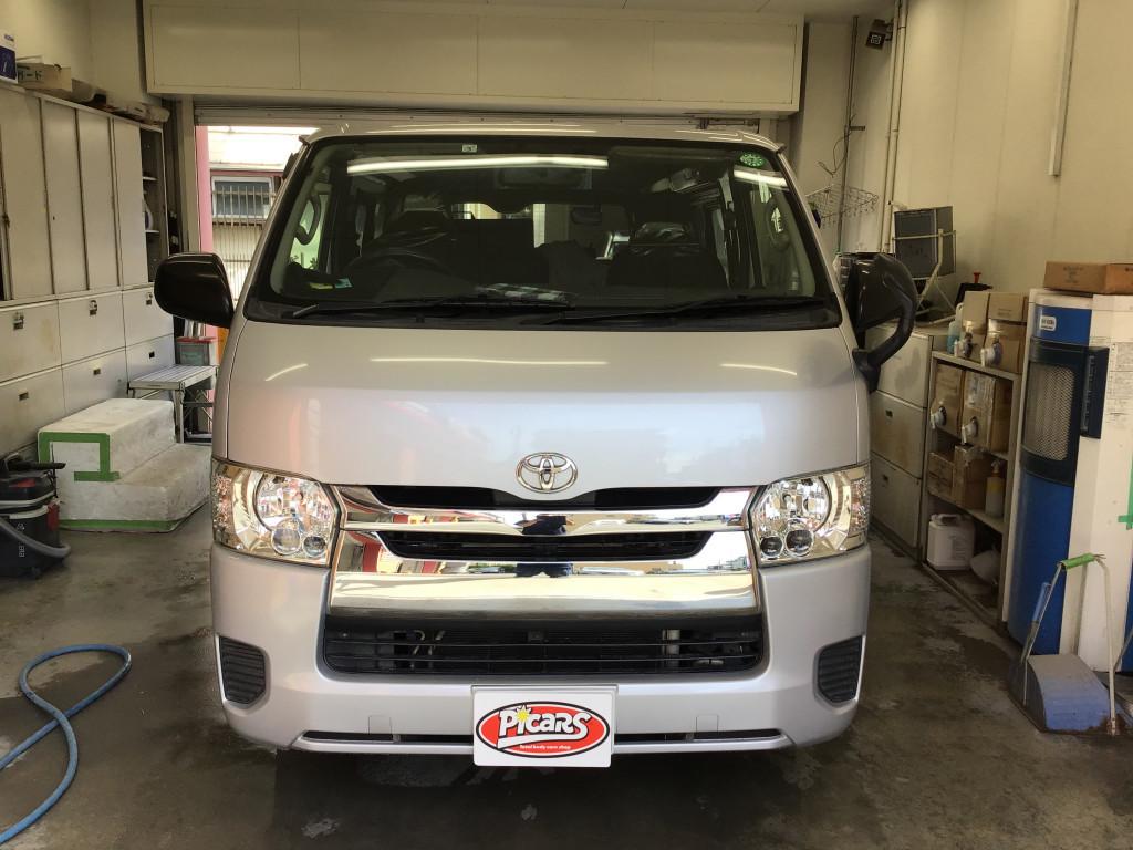トヨタ ハイエースバン ドア 線キズ
