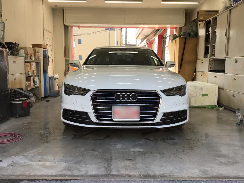 アウディ アウディ　Ａ７　スポーツバック ドア へこみ