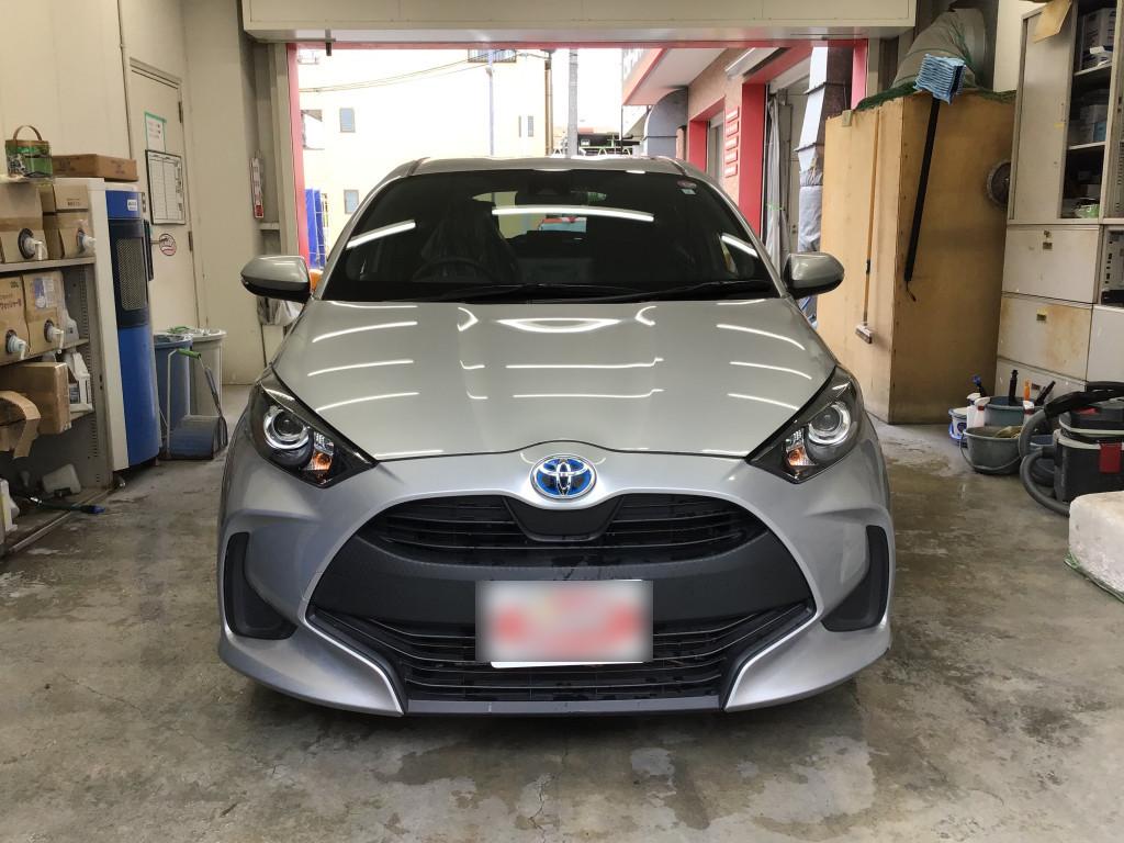 トヨタ ヤリス ドア へこみ
