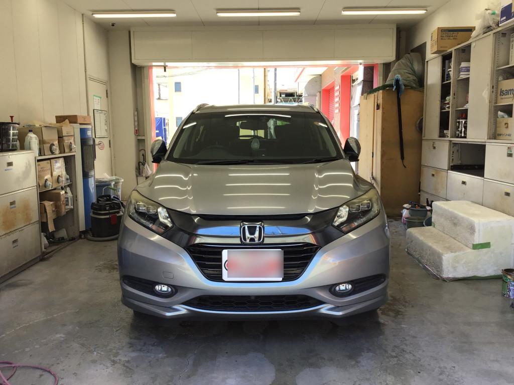 ホンダ ヴェゼル ドア へこみ
