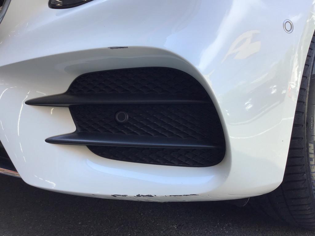  メルセデスベンツ　Ｅクラス エグレ修理前