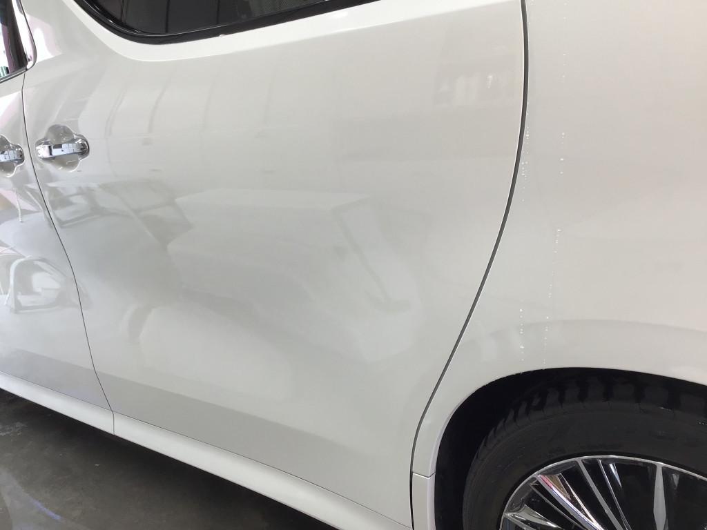After repair ドア へこみ トヨタ アルファード