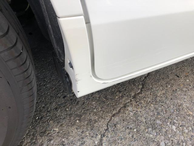  エスクァイア　ハイブリッド エグレ修理前