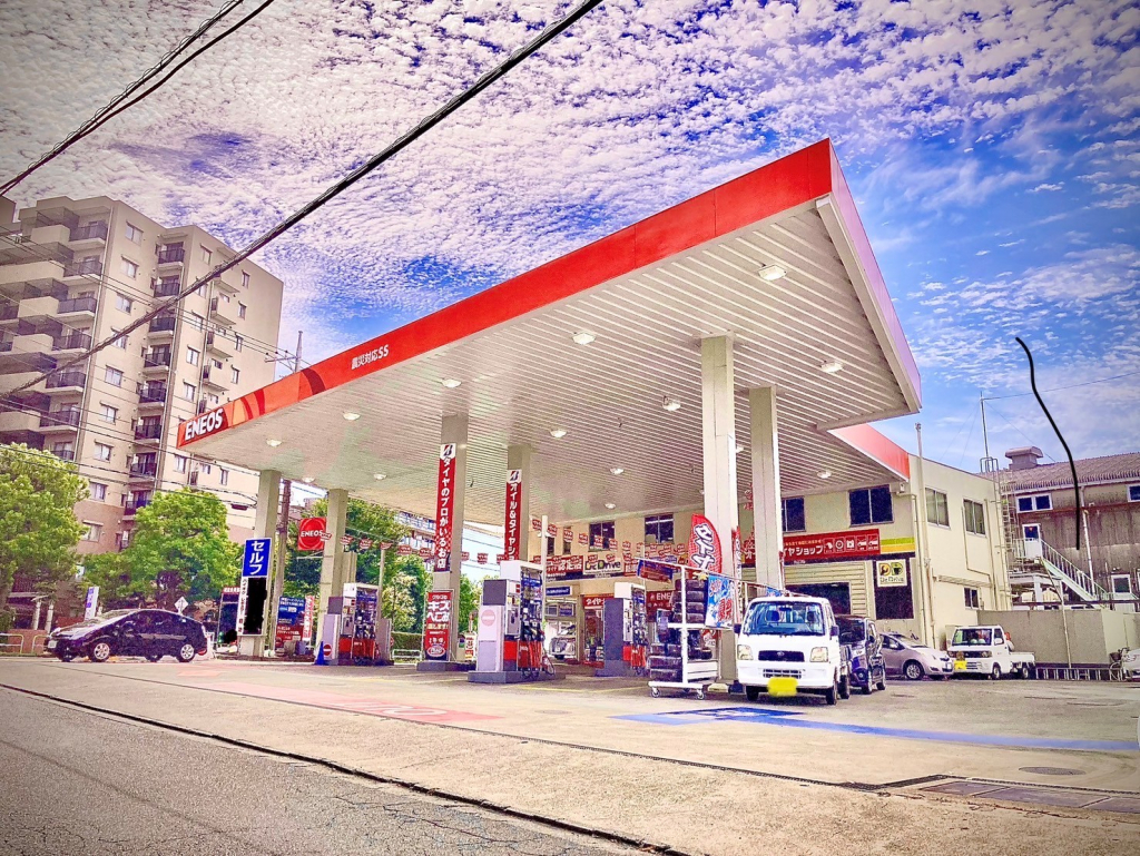ピッカーズDr.Driveセルフ座間店外観